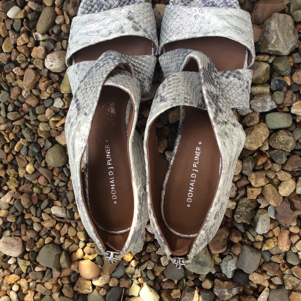 Donald J Pliner wedged heels - Picture 4 of 6